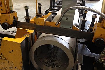 Zaagmachine voor toelevering